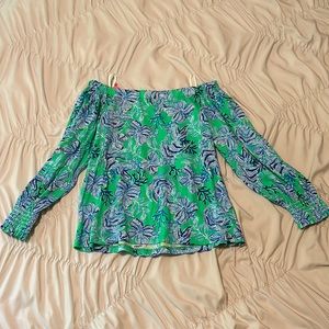 New off the shoulder Lilly Pulitzer top!